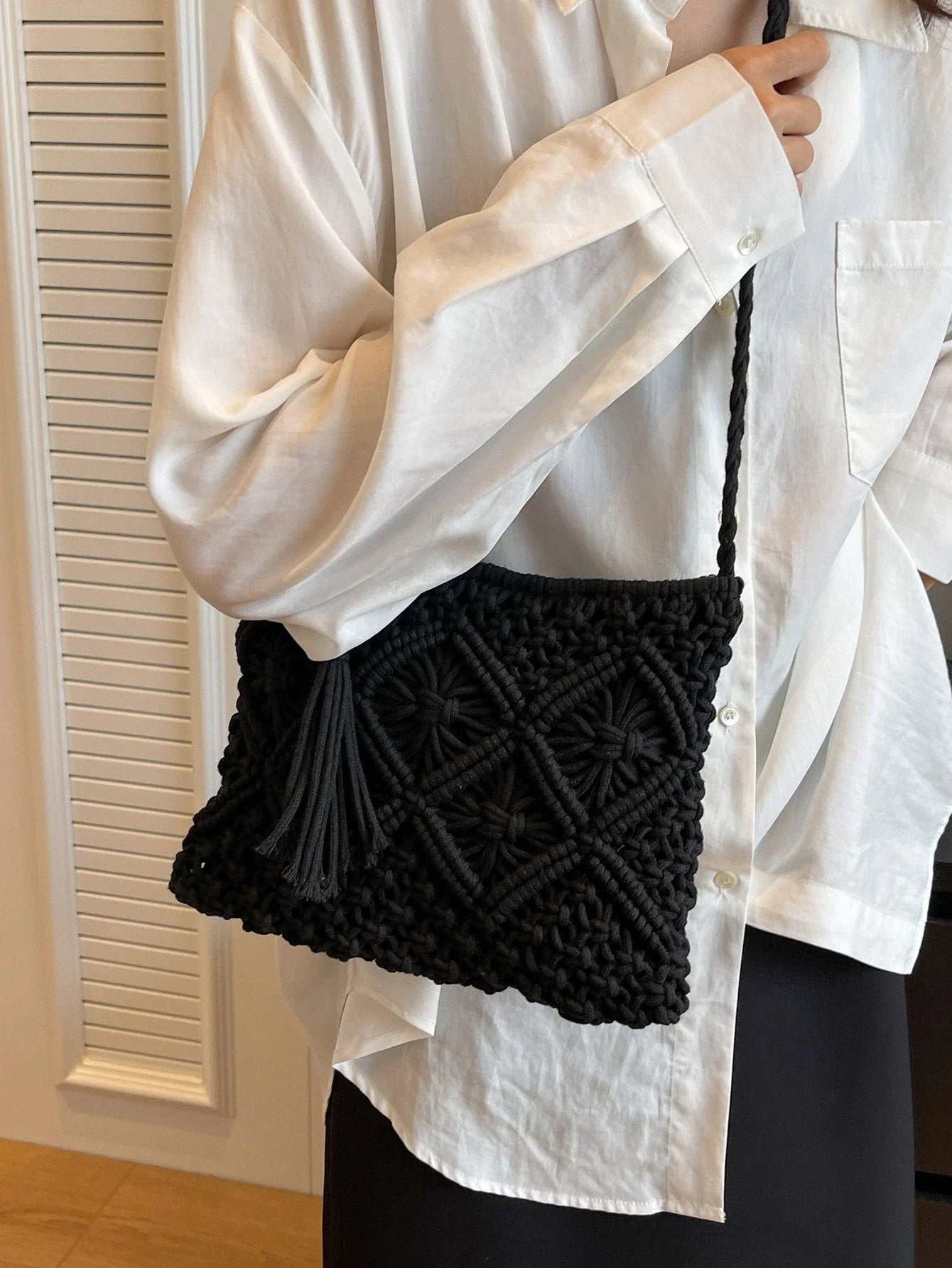 🖤 Macramé Crossbody Tas – Handgemaakt & Tijdloos
