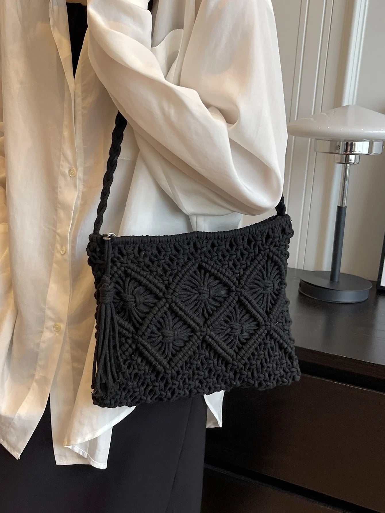 🖤 Macramé Crossbody Tas – Handgemaakt & Tijdloos